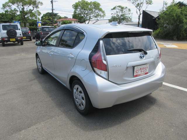 展示車両の品質に自信を持ったお車のみご提供していますので安心保障がつけられますスズキ副代理の当店なら諸費用込みの総額を格安販売しますより良い車を安く安心できるご購入プランを全力でご提案致します