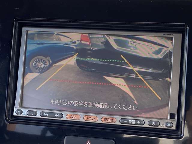 展示車両に関しましても、全ての取り扱いの車に対して厳しくチェックしております。