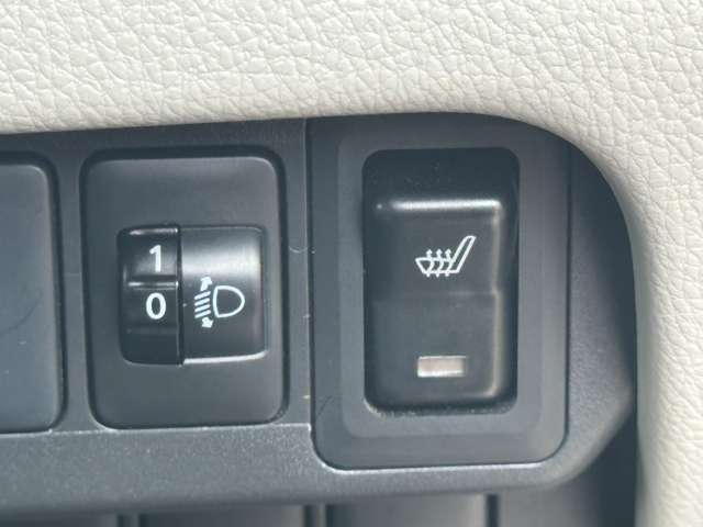 ケーユーでは修復歴の有無を全車に表示。公的機関「（財）日本自動車査定協会」の基準を採用。日本オートオークション協議会「走行距離管理システム」で距離に不正が無いかもチェック済みです。