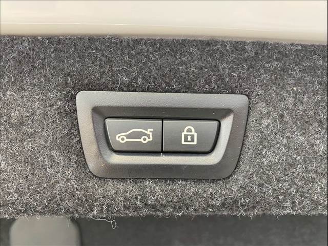 電動リアゲート装備♪