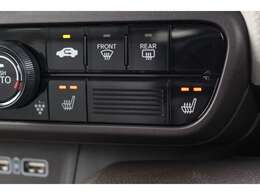 寒い時期にはありがたい、前席にはシートヒーターを装備しています。