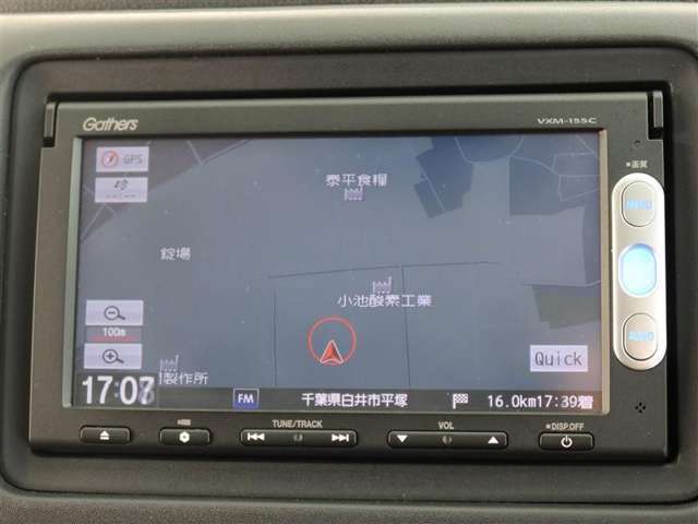 ナビゲーション付き。タッチパネル式で使いやすく、お出かけもラクラクです。