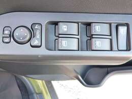 【パワーウィンドウ】スイッチ操作により、窓の開閉が出来ます！もちろんデザインもこだわっています♪