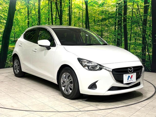 大好評のボディコーティング「弾スプラッシュコート」もご納車までに施工可能。通常のガラスコートと異なる、耐久年数6年の無機質ガラスコーティングが、ボディをキレイな状態に保ってくれます。