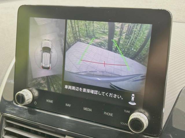 【マルチアラウンドモニター】専用のカメラにより、上から見下ろしたような視点で360度クルマの周囲を確認することができます☆縦列駐車や幅寄せ時に活躍してくれます♪