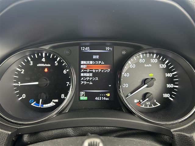 【スピードメーター】メーターがシンプルで見やすく運転しやすいですね！