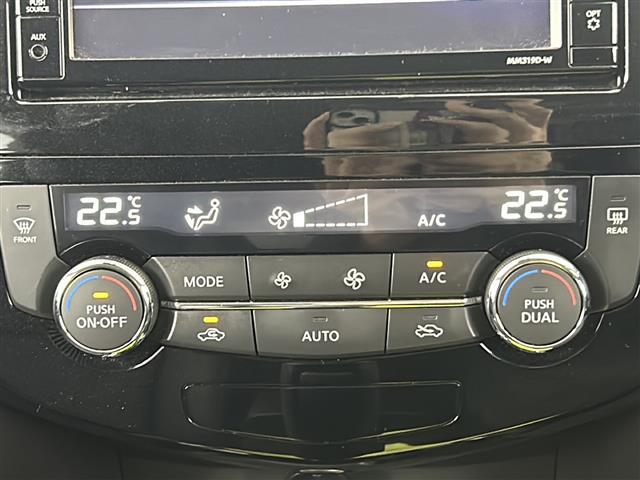 【オートエアコン】車内温度を感知して自動で温度調整をしてくれるのでいつでも快適な車内空間を創り上げます！