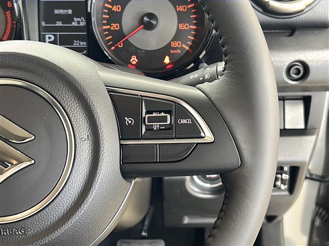 こちら運転席周りのスイッチの写真になります。各部しっかり動作の確認をしておりますので、ご安心だくさい。
