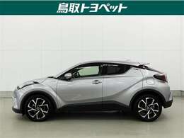 中古車は全く同じというものがなく、1台1台全てコンディションが異なります。同じようなお車でも、整備状況、外内装の状態など様々です。当店では入庫した車輌をコンディションに合わせて徹底的に仕上げています。