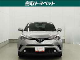 また、お車にあまり詳しくない方でも気軽に立ち寄って頂けるお店作りを目指しています。中古車選びに不安があるという多くのお客様の声に応えるべく『親切・丁寧・明瞭』をキーワードにしっかりサポート致します。