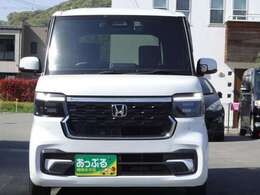 毎日全国の仕入れ先から厳選した車を仕入れしております！プロの査定士の検査を受けた車を仕入れ、入庫後も社員が1台1台を走行チェックや状態確認・装備確認などを入念に行います。
