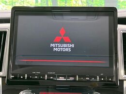 【メーカー純正ナビ】インテリアに溶け込むスタイリッシュな「専用設計」メーカーナビを装備♪視認性や操作性など基本性能にも優れ、より上質なカーライフをお楽しみいただけます。