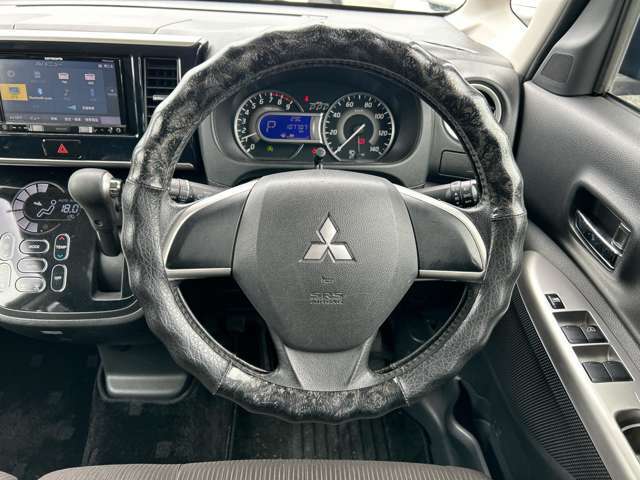 自社整備工場完備！　納車後のアフターフォローも安心してお任せください！