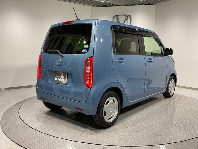 ご納車までの期間ですが、県内のお客様は1、2週間、県外のお客様は2、3週間ほどでご納車が可能となります。但し、お支払いや書類の状況によっては多少の前後もありますので、その際には何卒ご了承下さい。