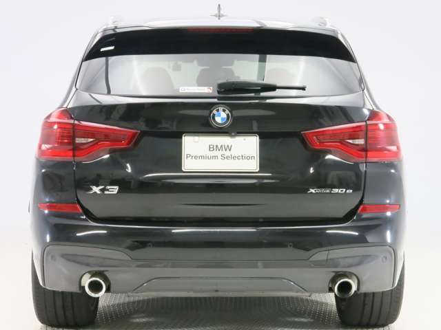 ♪2年間走行距離無制限保証BMW　Premium　Selection♪エンジンなどの主要部分はご購入後2年間、走行距離に関係なく保証します。万一、修理が必要な場合は工賃まで含めて無料で対応。