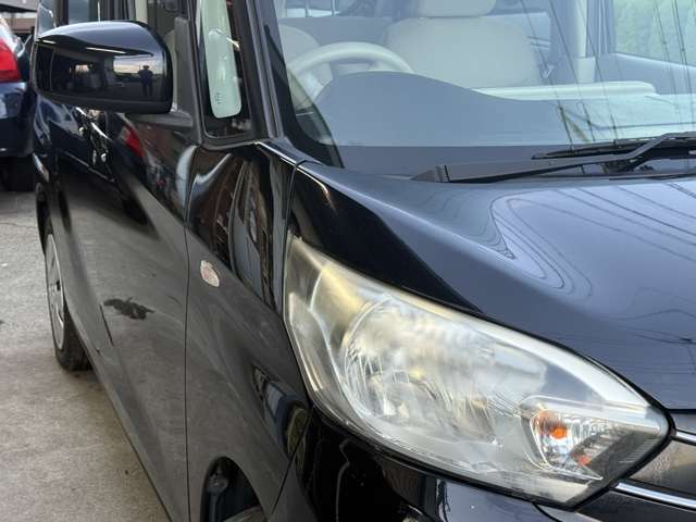 電動格納ミラーなので開封もスイッチ一つです！