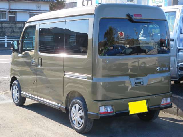 整備スタッフと営業スタッフが、販売から車検整備・板金塗装・自動車保険まで、あなたのカーライフをフルサポート致します。