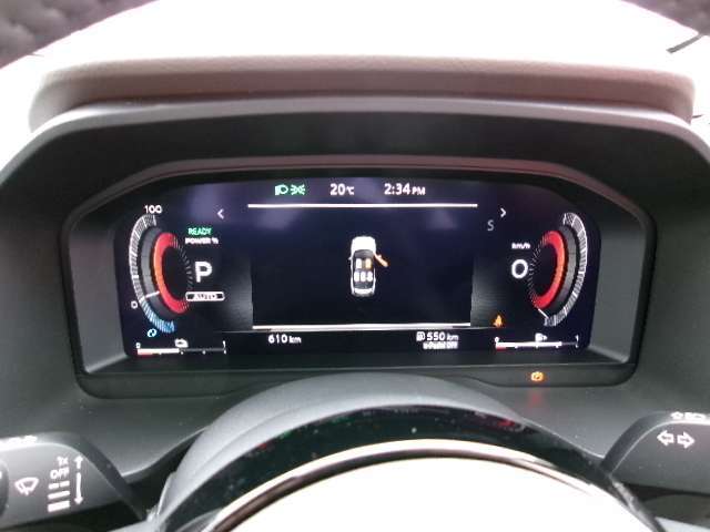 メーター内で様々な車の設定やデータの確認もできちゃいます！
