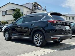 【　外装エクステリア　】現車の確認はお電話で在庫のご確認の上、是非ご来店くださいませ！ご来店の難しい方は店舗スタッフがお電話やメールで詳細をお答えさせて頂きます。