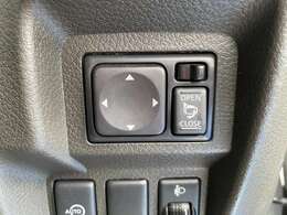 ☆修復歴無し☆純正ナビ☆フルセグ☆Bluetooth☆CD☆DVD☆ETC☆ミラー型ドラレコ☆スマートキー☆プッシュスタート☆純正ドアバイザー☆純正フロアマット