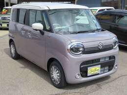 メーカーオプションの全方位モニター付9インチ大画面ナビ装着！安心と便利がいっぱいのクルマです！