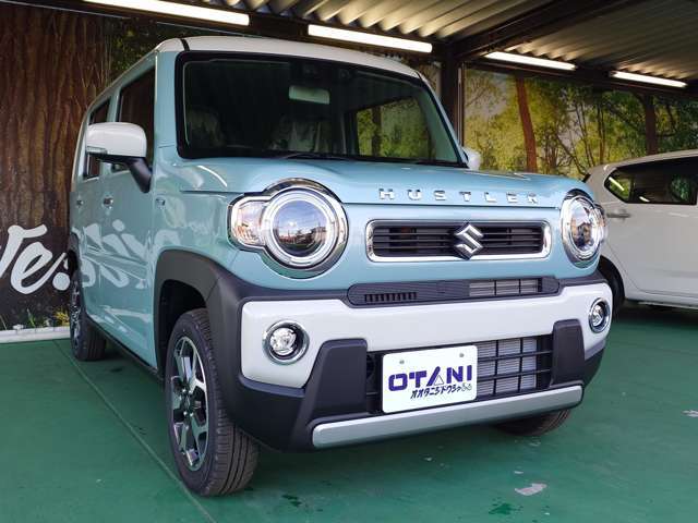 ■お安く提供できる理由■　当社のお車はディーラー、オートオークションからの大量仕入れにより、お買得プライスでご提供します！登録（届出）済未使用車ですと新車時に必要な重量税も必要ありません。