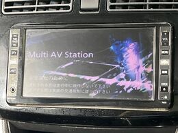 【純正ナビ】人気の純正ナビを装備しております。ナビの使いやすさはもちろん、オーディオ機能も充実！キャンプや旅行はもちろん、通勤や買い物など普段のドライブも楽しくなるはず♪