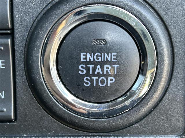 安心の全車保証付き！（※部分保証、国産車は納車後3ヶ月、輸入車は納車後1ヶ月の保証期間となります）。その他長期保証(有償)もご用意しております！※長期保証を付帯できる車両には条件がございます。