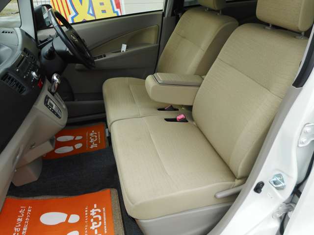 助手席　　無料TEL 0078-6002-826854