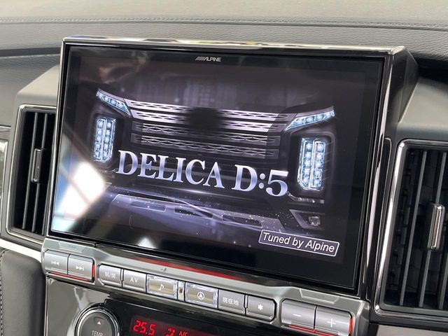 【BIG-X11インチナビ】人気の大画面BIG-Xナビを装備。専用設計で車内の雰囲気にマッチ！ナビ利用時のマップ表示は見やすく、テレビやDVDは臨場感がアップ！いつものドライブがグッと楽しくなります♪
