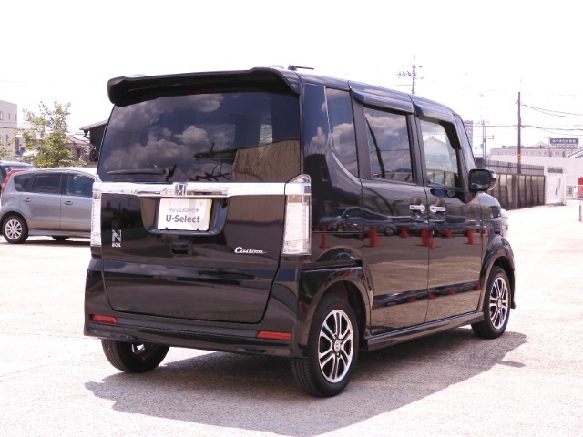 ◆法定整備実施◆Honda認定中古車の整備基準にもとづく整備を実施いたします。法定点検の整備に加え、Honda独自のプラスアルファー点検整備を実施。基準を満たしていない消耗部品を交換いたします。