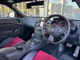 所有の喜びや乗るたびに満足感を高める上質な内装デザインが高質感を漂わせます。