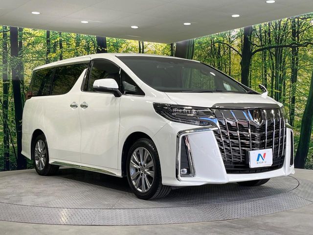 大好評のボディコーティング「弾スプラッシュコート」もご納車までに施工可能。通常のガラスコートと異なる、耐久年数6年の無機質ガラスコーティングが、ボディをキレイな状態に保ってくれます。