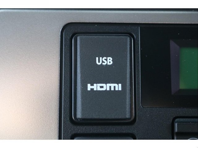 USB、HDMIソケット増設済みです☆