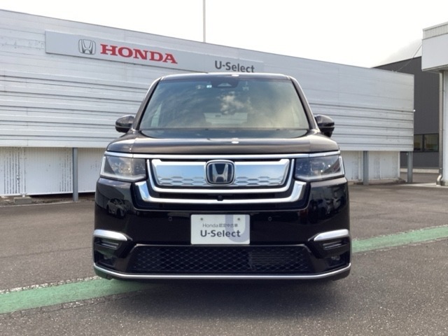 弊社は、車両本体価格に、整備代金が含まれております。納車時までにホンダの整備士がしっかりと点検整備をさせていただいておりますので、ご安心してお買い求めしていただけます。