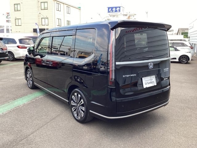 事故や故障などのトラブルから点検・車検予約、クルマに関する急な困りごとまで。まとめてHONDAにお任せください。