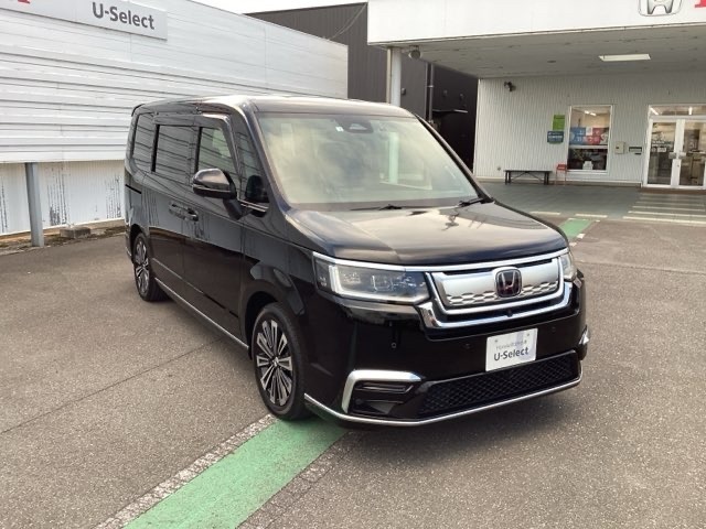ご納車までの期間ですが、県内のお客様は1、2週間、県外のお客様は2、3週間ほどでご納車が可能となります。但し、お支払いや書類の状況によっては多少の前後もありますので、その際には何卒ご了承下さい。