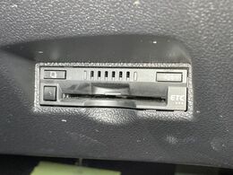 【ETC】高速道路の料金所をストレスなく通過！話題のスポットやサービスエリアに多い「スマートIC」利用時は必須のアイテムです。当店でセットアップを実施、ご納車当日からすぐにご利用いただけます！