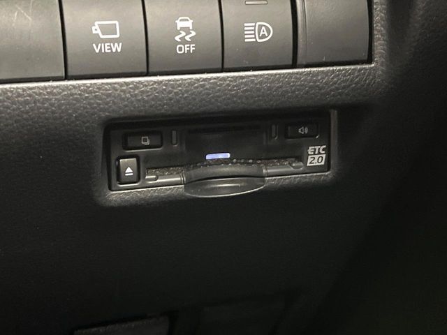 【ETC】高速道路の料金所をストレスなく通過！話題のスポットやサービスエリアに多い「スマートIC」利用時は必須のアイテムです。当店でセットアップを実施、ご納車当日からすぐにご利用いただけます！