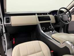 高級感溢れる上級グレード＆洗練された後期型！！