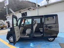 ●左側電動スライドドア