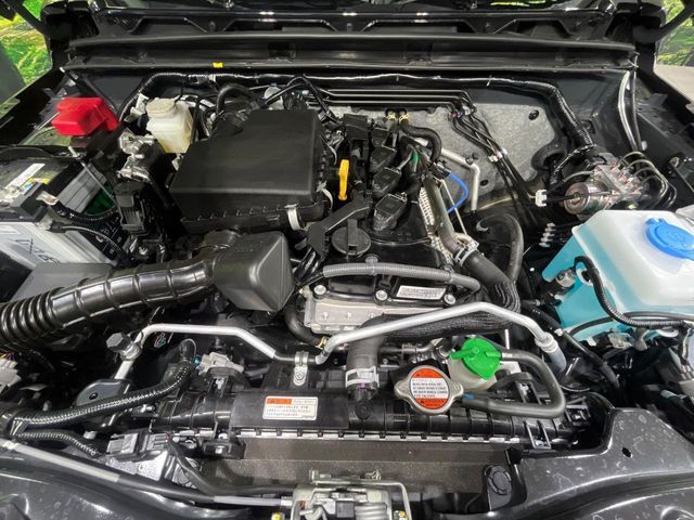 親切・丁寧な専門メカニックスタッフが応対！・車検・点検整備・事故等の修理などアフターサービスも安心。お車のカスタマイズもネクステージのサービススタッフまでご相談ください！