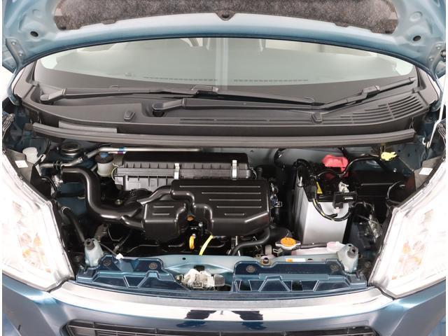 SUBARU認定U-Carはお客様に気持ちよくお乗りいただくために、独自のクリーニング基準を設定し内装から外装、エンジンルームに至るまでしっかりクリーニングをしておりますので快適にお乗りいただけます。
