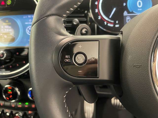 ワンランク上のお車をお選びいただけるのが、認定中古車の魅力のひとつ！◇MINI認定中古車のお求めは、ぜひTomei-Yokohama　MINIで◇