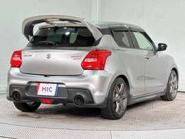 お近くの方はぜひご来店を♪ 車検付のお車はご試乗も可能ですので装備や状態をしっかりとご確認頂けます。