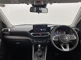 【インパネ全体】全方位で視界が広く、高い目線で運転もしやすいです！