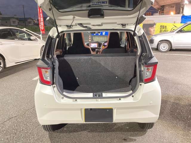 こちらのクルマの気になる部分がございましたら無料電話【 0078-6002-665311 】まで♪