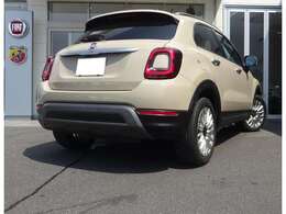 パーキングセンサー、バックカメラ装備