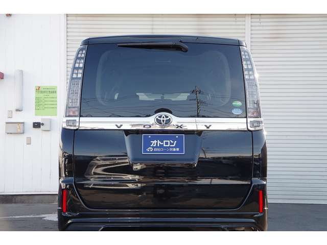 【自社ローン埼玉】自社ローン専門中古車販売★オトロン春日部店★ボディーから内装までゆっくりとご覧ください！ご希望であれば弊社カーライフアドバイザーがお車の状態等ご説明いたします！