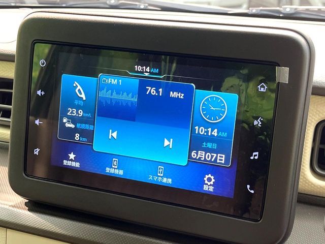 【ディスプレイオーディオ】お手持ちのスマートフォンとの連携で、ナビや音楽再生など各種アプリを使用可能。スマホに近い感覚でお使いいただけます♪